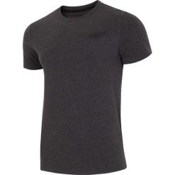 T-shirt męski TSM002 - ciemny szary melanż. T-shirty męskie marki 4f. W wyprzedaży za 34.99 zł.