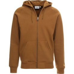 Carhartt WIP HOODED CHASE Bluza z kapturem hamilton brown/gold. Bluzy rozpinane męskie marki Carhartt WIP. Za 359.00 zł.