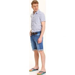 KOSZULA KRÓTKI RĘKAW MĘSKA SLIM FIT. Koszule męskie TOP SECRET. W wyprzedaży za 49.99 zł.