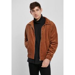 Kurtka Urban Classics boxy corduroy. Brązowe kurtki męskie Urban Classics, m, bez wzorów, ze sztruksu, bez ramiączek, bez kaptura. Za 305.50 zł.