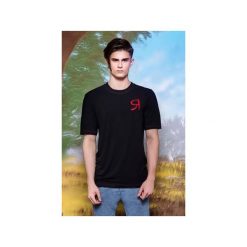 Czarny t-shirt z modalu z czerwonym haftem. T-shirty męskie marki Male-me. Za 169.00 zł.