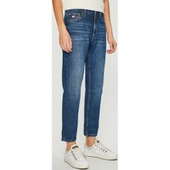 Tommy Jeans - Jeansy Tommy Jeans 6.0. Jeansy męskie Tommy Jeans. W wyprzedaży za 359.90 zł.