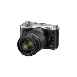 Canon EOS M6 + EF-M 18-150mm Srebrny. Akcesoria fotograficzne marki Canon. Za 3,999.00 zł.