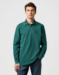 MESKA KOSZULKA POLO WRANGLER LS POLO SHIRT BISTRO GREEN 112371507. Zielone koszulki męskie z długim rękawem Wrangler, l, bez wzorów, bez kołnierzyka, bez ramiączek. Za 99.99 zł.
