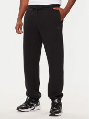 Calvin Klein Jeans Spodnie dresowe J30J326401 Czarny Relaxed Fit. Czarne spodnie dresowe męskie Calvin Klein Jeans, bez wzorów, z bawełny. Za 269.99 zł.