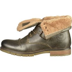 Skórzane botki w kolorze khaki. Sztyblety męskie marki Bugatti. W wyprzedaży za 240.95 zł.