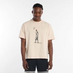 Koszulka męska New Balance MT53611BIS – beżowa. Brązowe t-shirty sportowe męskie New Balance, m, z aplikacjami, z bawełny, klasyczne, bez ramiączek. Za 169.99 zł.