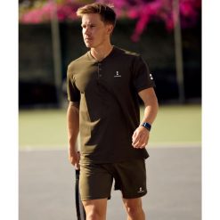 Koszulka Polo Męska Excellence. Zielone koszulki polo męskie NORDICDOTS, m, bez wzorów, z poliesteru, eleganckie, bez kołnierzyka, bez ramiączek. Za 235.00 zł.