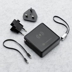 Wielofunkcyjna ładowarka Forcell F-Energy 6w1 USB A + USB C PD 45W + power bank 15000 mAh + ładowanie bezprzewodowe 15W czarna. Czarne powerbanki ForCell. Za 128.78 zł.