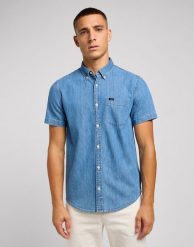 LEE BUTTON DOWN SS MĘSKA KOSZULA SHASTA BLUE 112349963 L886015637. Niebieskie koszule męskie Lee, l, bez wzorów, bez kołnierzyka, bez ramiączek. Za 139.99 zł.