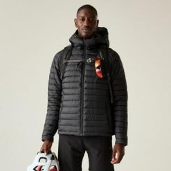 Męska pikowana kurtka Air Lite. Czarne kurtki męskie Dare 2B, m, bez wzorów, z poliesteru, sportowe, bez ramiączek, bez kaptura. Za 649.99 zł.