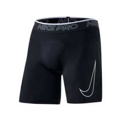 Męskie Spodenki Kompresyjne. Czarne szorty sportowe męskie Nike, bez wzorów, sportowe. Za 177.99 zł.