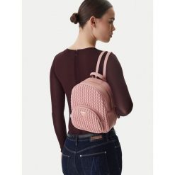 Plecak Guess. Czerwone plecaki męskie Guess, z aplikacjami. Za 309.99 zł.