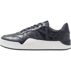 Armani Exchange CHUNKY LOGO LOW Sneakersy niskie navy. Buty sportowe na co dzień męskie Armani Exchange. Za 759.00 zł.