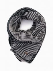 Dzianinowy szalik męski w dwukolorowe prążki – szaro-czarny V1 OM-ACSF-0114 - uniwersalny. Szare szaliki męskie Ombre Clothing, z aplikacjami, z dzianiny. Za 71.99 zł.