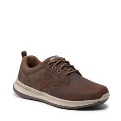 Półbuty Skechers. Brązowe codzienne półbuty męskie Skechers, bez wzorów, bez obcasa, bez zapięcia. Za 369.99 zł.