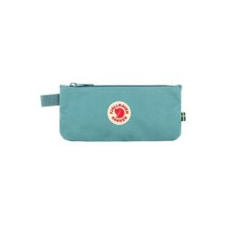 Piórnik Fjallraven Kanken Pen Case - sky blue. Zielone buty trekkingowe męskie Fjällräven, bez wzorów, sportowe, bez obcasa, bez zapięcia. Za 101.99 zł.