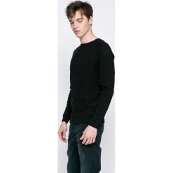 Dissident - Sweter. Szare swetry męskie Dissident, z bawełny, z okrągłym kołnierzem, z krótkim rękawem. W wyprzedaży za 39.90 zł.