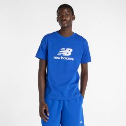 Koszulka męska New Balance MT41502BUM – niebieska. Niebieskie t-shirty sportowe męskie New Balance, m, bez wzorów, z bawełny, klasyczne, bez ramiączek. Za 139.99 zł.