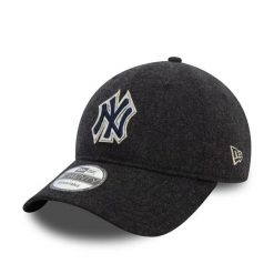 Czapka z daszkiem New York Yankees MLB Melton 9Twenty. Czarne czapki męskie New Era, bez wzorów, sportowe. W wyprzedaży za 116.65 zł.