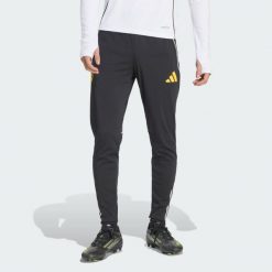 Spodnie treningowe adidas Real Madrid Avengers 25/26 Tiro 25 Competition. Białe spodnie dresowe męskie ADIDAS, bez wzorów, z tkaniny. Za 279.00 zł.