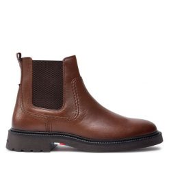 Sztyblety Tommy Hilfiger. Brązowe sztyblety męskie Tommy Hilfiger, bez obcasa, bez zapięcia. Za 519.99 zł.
