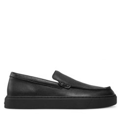 Półbuty Calvin Klein. Czarne codzienne półbuty męskie Calvin Klein, bez wzorów, bez obcasa, bez zapięcia. Za 469.99 zł.