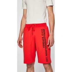 Versace Jeans - Szorty sportowe. Szorty sportowe męskie marki Versace Jeans. Za 529.90 zł.