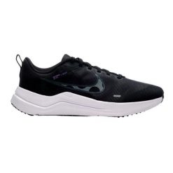 Buty Męskie Downshifter 12. Czarne buty do biegania męskie Nike, bez wzorów, z materiału, bez zapięcia, do biegania. Za 433.99 zł.