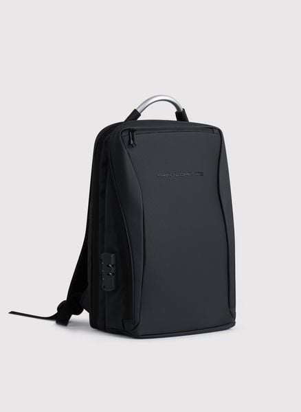 Czarny plecak męski zamykany na kod. Czarne plecaki męskie Pako Lorente, bez wzorów, z poliesteru. Za 149.99 zł.