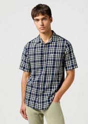 MESKA KOSZULA WRANGLER SS 1 PKT SHIRT CREPE INDIGO 112362902. Niebieskie koszule męskie Wrangler, s, bez wzorów, bez kołnierzyka, bez ramiączek. Za 179.99 zł.