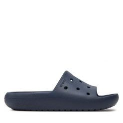 Klapki Crocs. Niebieskie klapki i japonki męskie Crocs, bez wzorów. Za 119.99 zł.