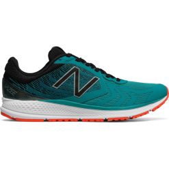 New Balance Vazee Pace MPACECR2. Buty do biegania męskie marki New Balance. W wyprzedaży za 299.99 zł.