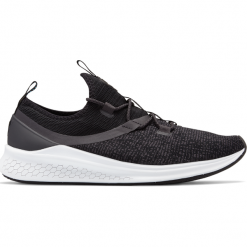 New Balance MLAZRMB. Buty do biegania męskie marki New Balance. W wyprzedaży za 199.99 zł.