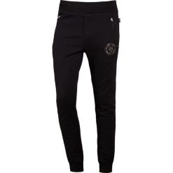 Plein Sport TROUSERS LUKE Spodnie treningowe black. Czarne długie spodnie sportowe męskie Plein Sport, z bawełny. W wyprzedaży za 941.85 zł.