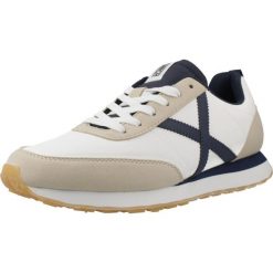 Buty MUNICH RUSH 02 Biały. Białe buty trekkingowe męskie Munich, bez wzorów, z syntetyku, bez zapięcia, trekkingowe. Za 318.99 zł.