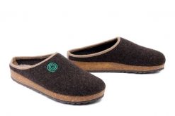 DR. BRINKMANN 220021-02 braun, klapki męskie. Brązowe klapki i japonki męskie Dr. Brinkmann, bez wzorów. Za 84.99 zł.