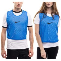 Znacznik Piłkarski Kamizelka Nike Treningowy Koszulka Narzutka roz. L. Niebieskie kamizelki męskie Nike, l, z materiału, bez kaptura. Za 30.99 zł.