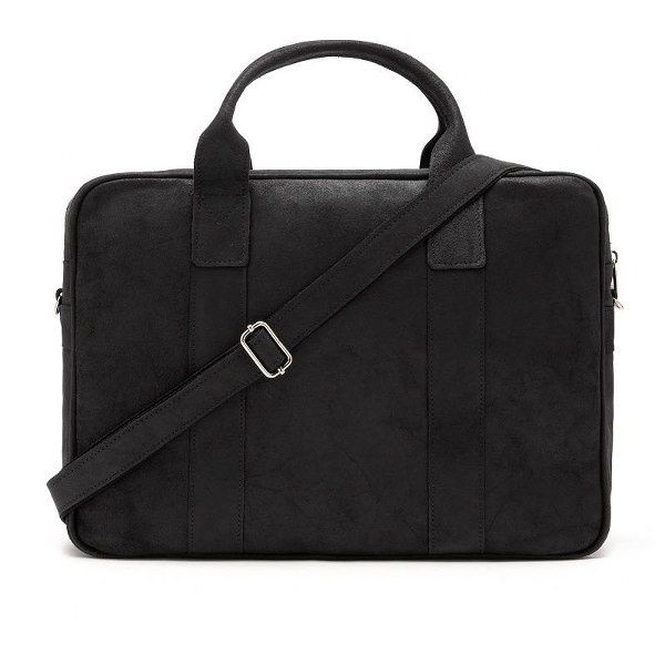 Skórzana Torba na Laptopa Brødrene BL01 Czarny. Czarne torby na laptopa męskie bez wzorów, ze skóry, duże. Za 386.99 zł.