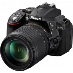 Nikon Lustrzanka Cyfrowa d5300 + 18-105 Af-S Dx Vr, Czarny. Aparaty lustrzanki marki NIKON. W wyprzedaży za 3,099.00 zł.