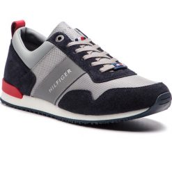 Sneakersy TOMMY HILFIGER - Iconic Material Mix Runner FM0FM02042 Midnight/Light Grey/Tango Red 903. Niebieskie buty sportowe na co dzień męskie Tommy Hilfiger, m, bez wzorów, z materiału, klasyczne, bez ramiączek, bez kaptura. W wyprzedaży za 239.00 zł.