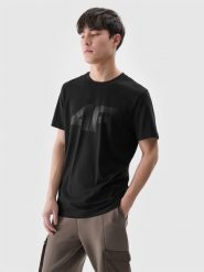 4F T-shirt regular z nadrukiem męski - czarny XL. Czarne t-shirty męskie 4f, m, bez wzorów, z bawełny, bez kołnierzyka, bez ramiączek. Za 59.99 zł.