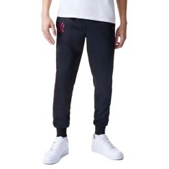 Nowe Spodnie Treningowe Mlb Neyyan Dorośli. Czarne szorty sportowe męskie New Era, bez wzorów, z dresówki. W wyprzedaży za 209.80 zł.