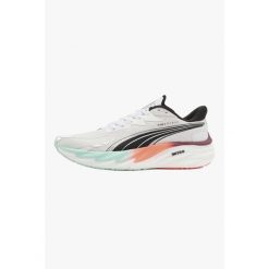 Buty do biegania męskie PUMA Velocity Nitro 4 Hyrox. Białe buty do biegania męskie Puma, bez wzorów, bez zapięcia, do biegania. Za 431.99 zł.