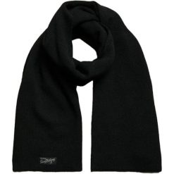 Stylowy męski szalik zimowy Superdry Vintage Classic. Czarne szaliki męskie Superdry., na zimę, bez wzorów, z poliesteru, eleganckie. W wyprzedaży za 115.00 zł.