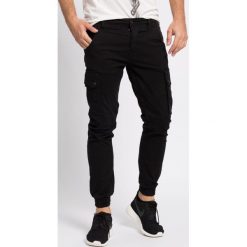 Jack & Jones - Spodnie. Spodnie na co dzień męskie marki Jack & Jones. W wyprzedaży za 139.90 zł.