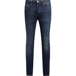 AllSaints ISOTOPE Jeans Skinny Fit mid indigo. Jeansy męskie marki AllSaints. Za 529.00 zł.