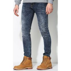 Granatowe Jeansy Marble Arch. Szare jeansy męskie Born2be, w paski, z denimu. Za 54.99 zł.