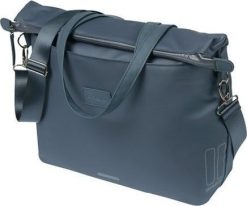 Torba BASIL MANHATTAN COMMUTER BICYCLE LAPTOP BAG, HOOK-ON, 12L, Wodoodporna, Navy (NEW 2025). Niebieskie torby na laptopa męskie BASIL, bez wzorów, małe. Za 352.52 zł.