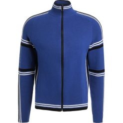 PS by Paul Smith MENS ZIP Kardigan royal blue. Kardigany męskie marki PS by Paul Smith. W wyprzedaży za 514.50 zł.